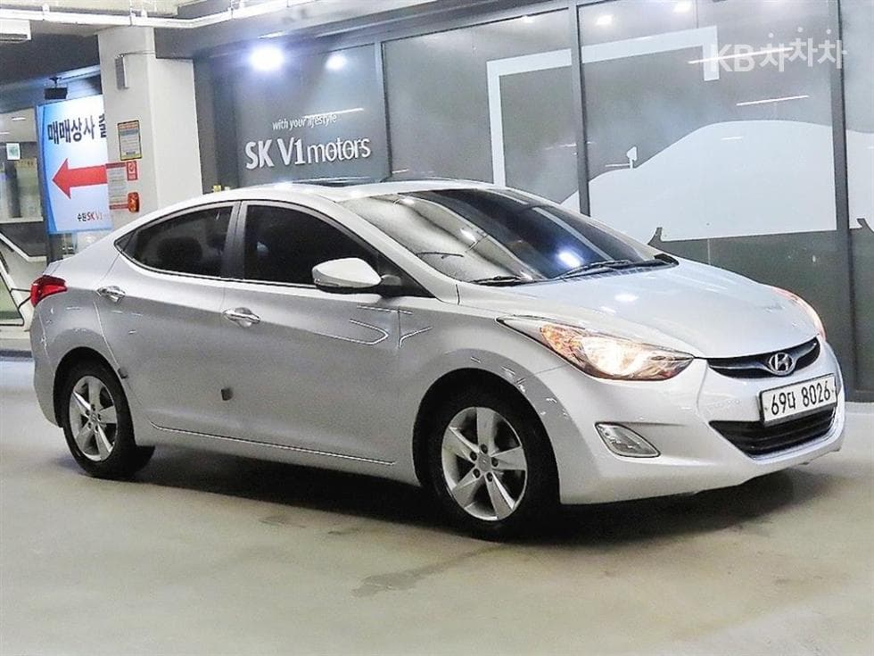 Hyundai Avante (Elantra)MD M16 GDi PREMIER - Image 1