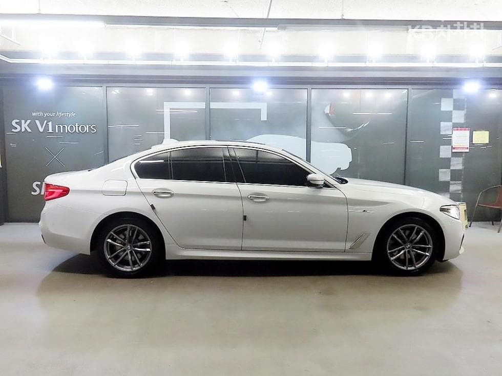 BMW 올Нов5 Серия (G30)520d xDrive M Sport Package Plus - 3
