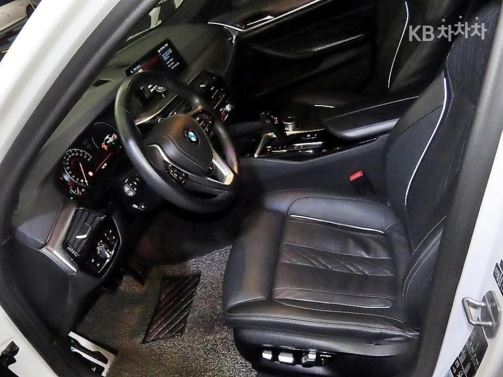 BMW 올Нов5 Серия (G30)520d xDrive M Sport Package Plus - 6