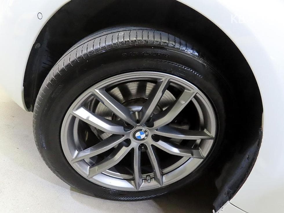 BMW 올Нов5 Серия (G30)520d xDrive M Sport Package Plus - 20