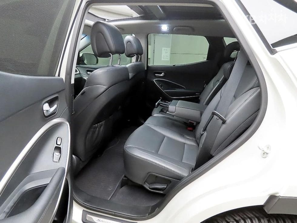 Hyundai Santa Fe The PrimeDiesel R2.2 2WD 5-seater Exclusive Special (special feature/edition) - 6