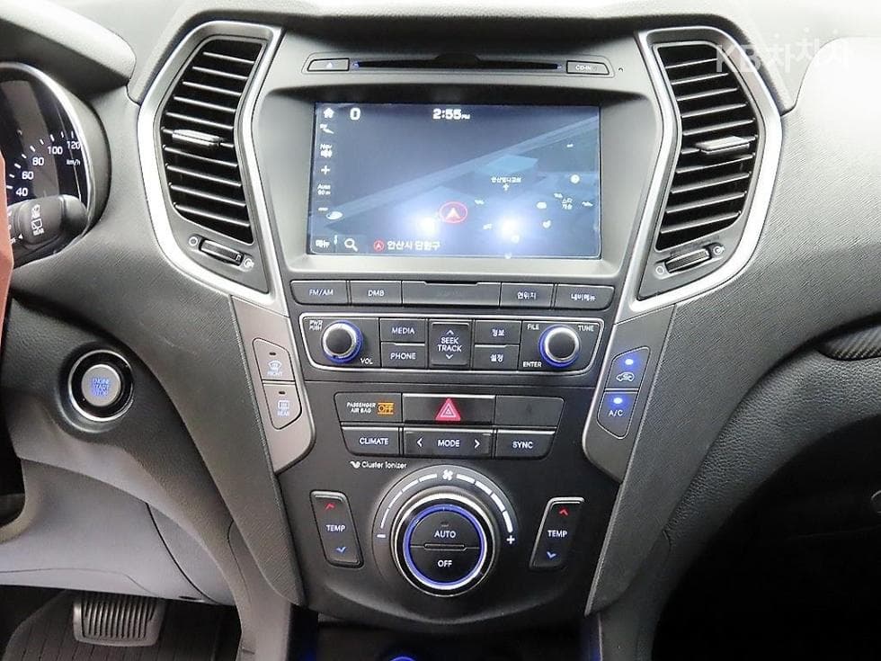 Hyundai Santa Fe The PrimeDiesel R2.2 2WD 5-seater Exclusive Special (special feature/edition) - 13