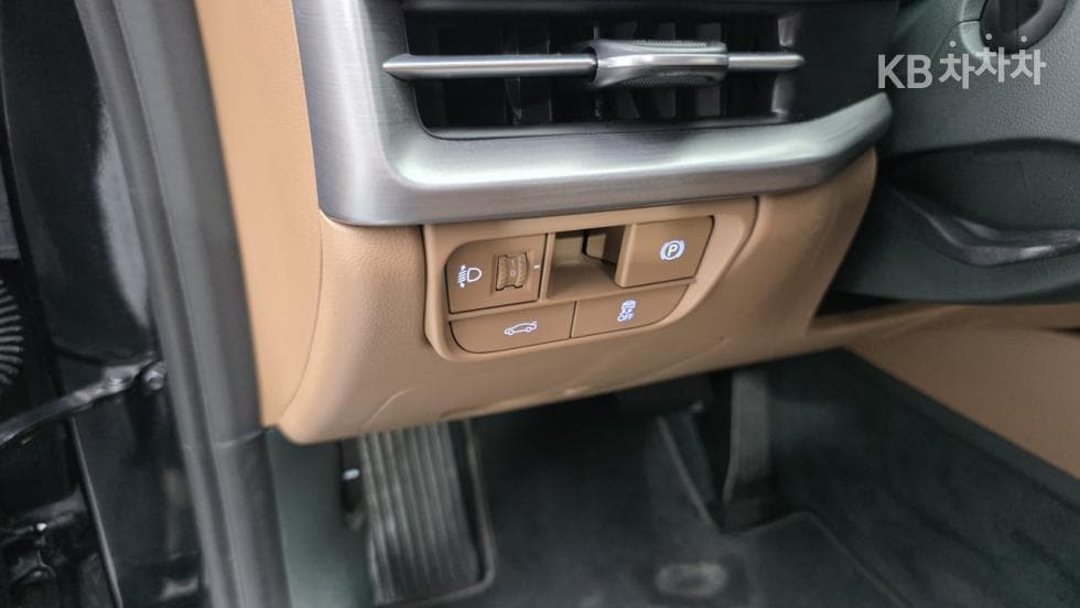 Хюндай Ди Всеново Grandeur (Azera)2.5L бензин 2WD Premium - 21