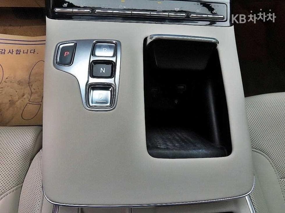 Hyundai The New (facelift) Grandeur (Azera) Hybrid2.4 Calligraphy - 10