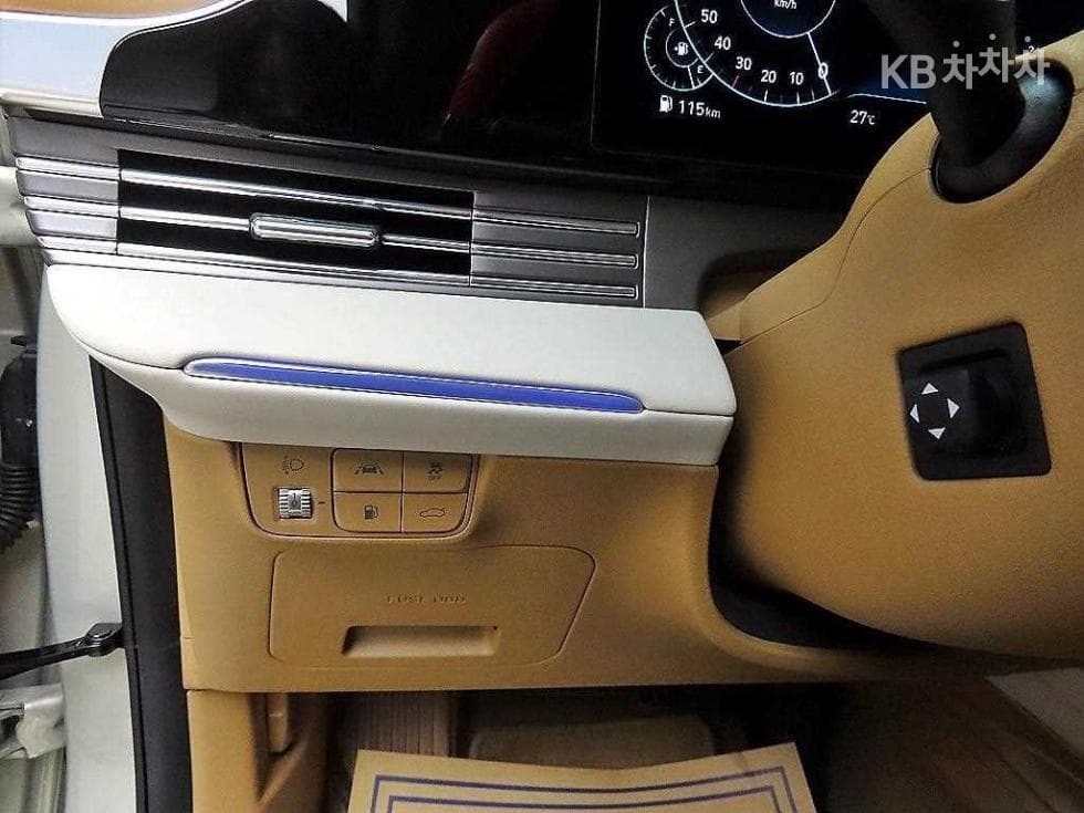 Hyundai The New (facelift) Grandeur (Azera) Hybrid2.4 Calligraphy - 13
