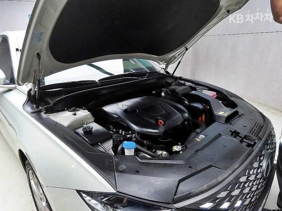 Hyundai The New (facelift) Grandeur (Azera) Hybrid2.4 Calligraphy - 19