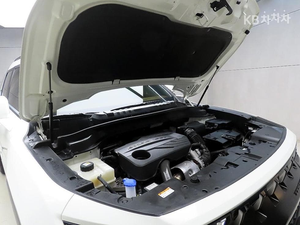 КейДжи Мобилити 토레스(J100)1.5 GDI Турбо AWD T7 - 19