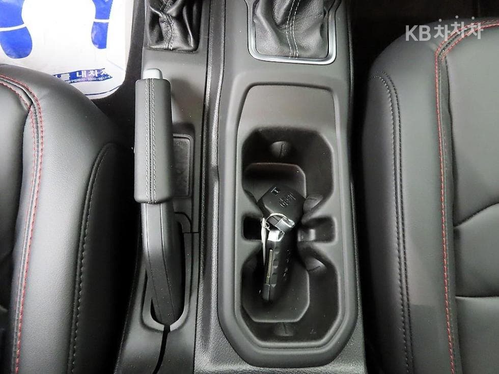 지프 랭글러 (JL)2.0 루비콘 4도어 Standard - 13