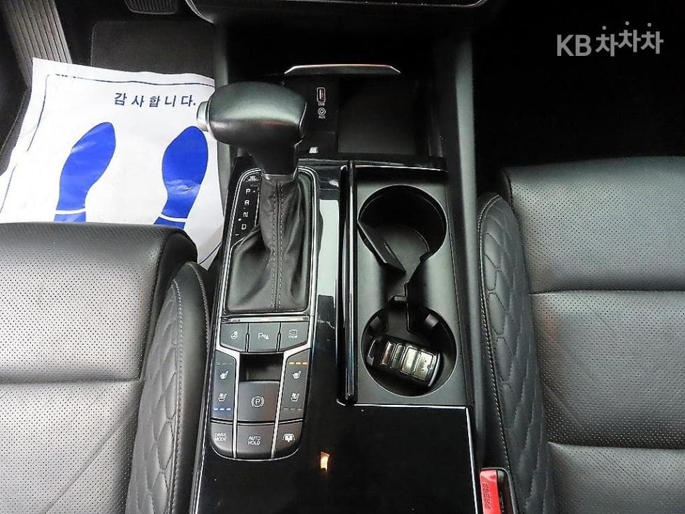 Киа All New K73.3 GDI Noblesse Специал (специален признак/издание) - 10