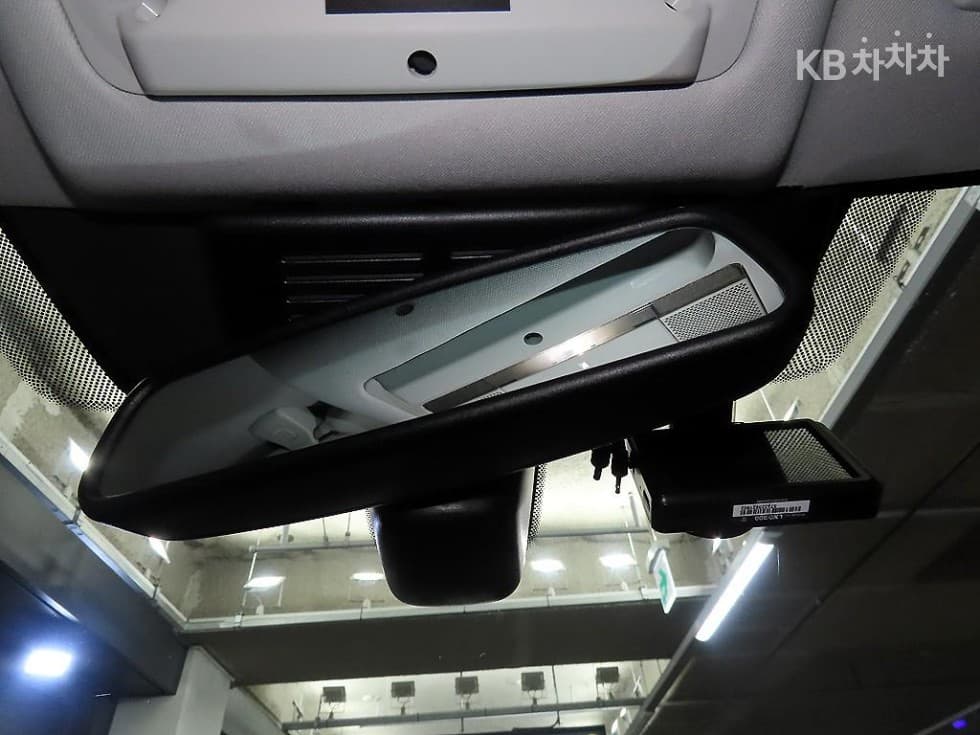 Land Rover 디스커버리 스포츠2.0 TD4 SE - 14