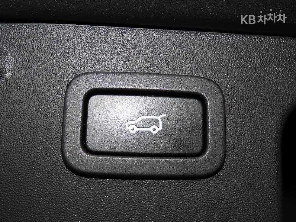 Land Rover 디스커버리 스포츠2.0 TD4 SE - 16