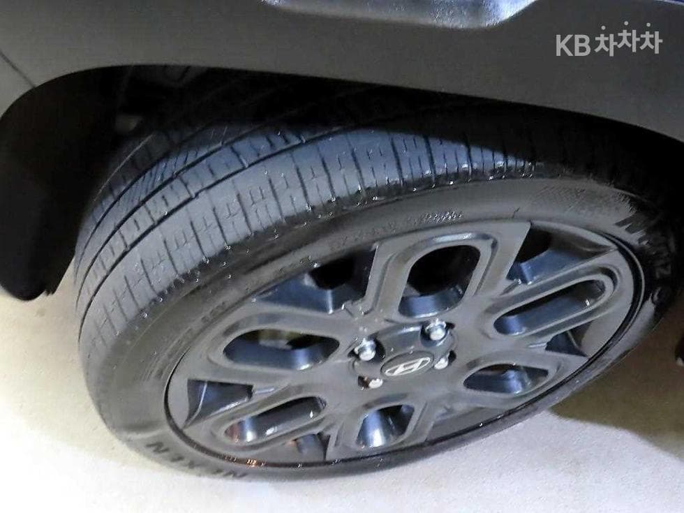 Хюндай Каспър1.0 Турбо Бензин 디 에센셜 - 20