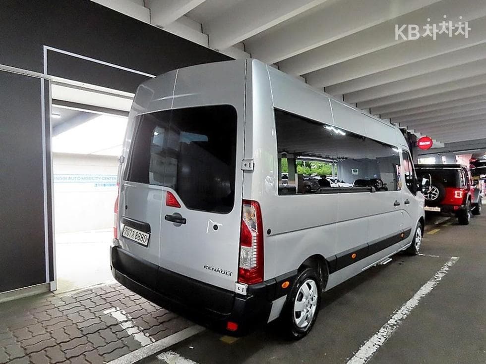 Renault Korea 마스터 버스15-seater Standard - 4