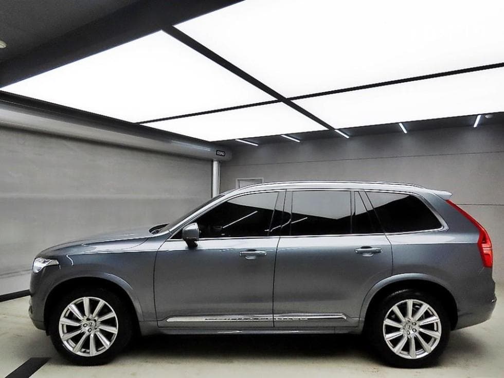 Volvo All New XC90D5 Momentum - 4