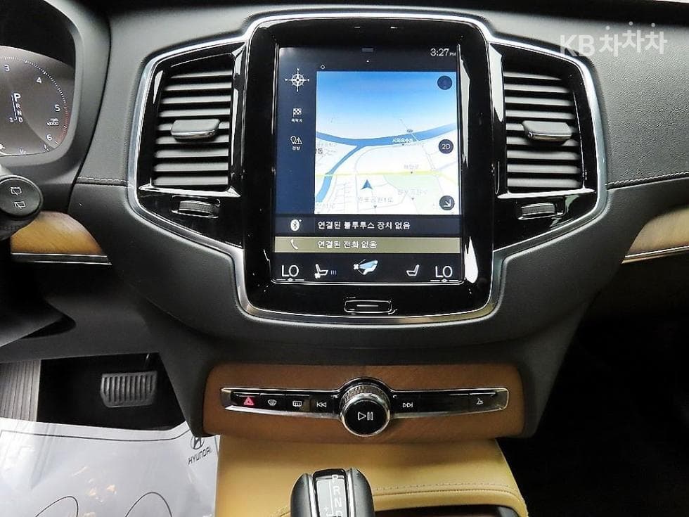 Volvo All New XC90D5 Momentum - 13