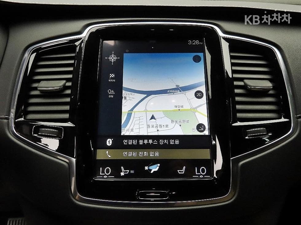 Volvo All New XC90D5 Momentum - 14