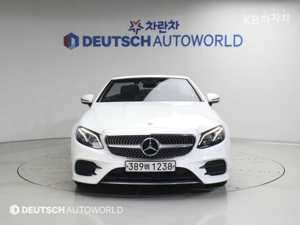 Mercedes-Benz E-Клас (W213)E220d Cabriolet - 3