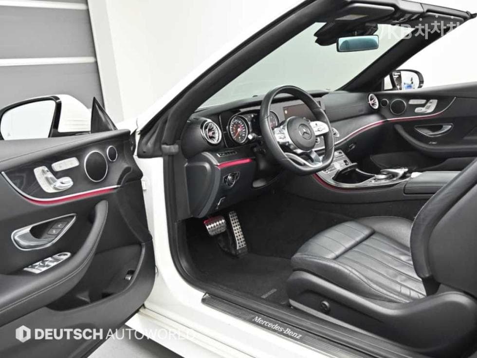 Mercedes-Benz E-Клас (W213)E220d Cabriolet - 11