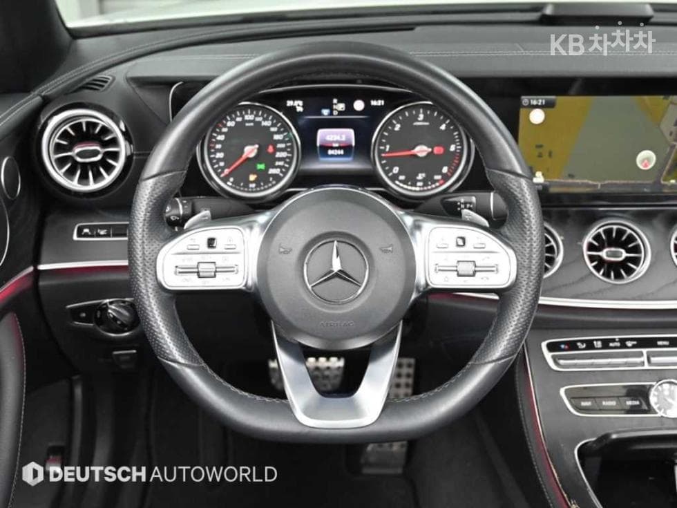 Mercedes-Benz E-Клас (W213)E220d Cabriolet - 13