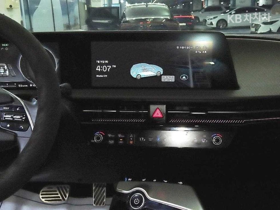 Киа EV6롱 레Местен지 4x4 GT-Line - 11