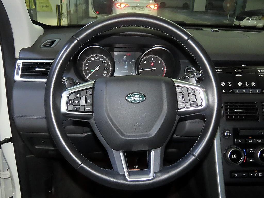 Land Rover 디스커버리 스포츠2.0 TD4 HSE Лукс - 8