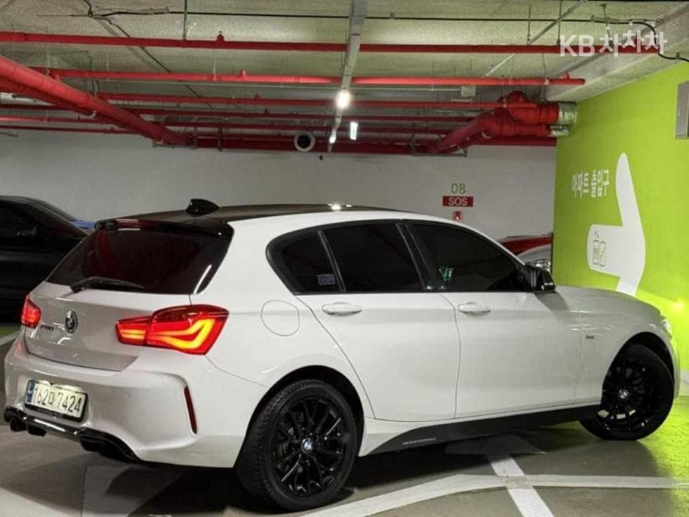 BMW Нов1시리즈118d 스포츠 Стандартен - 2