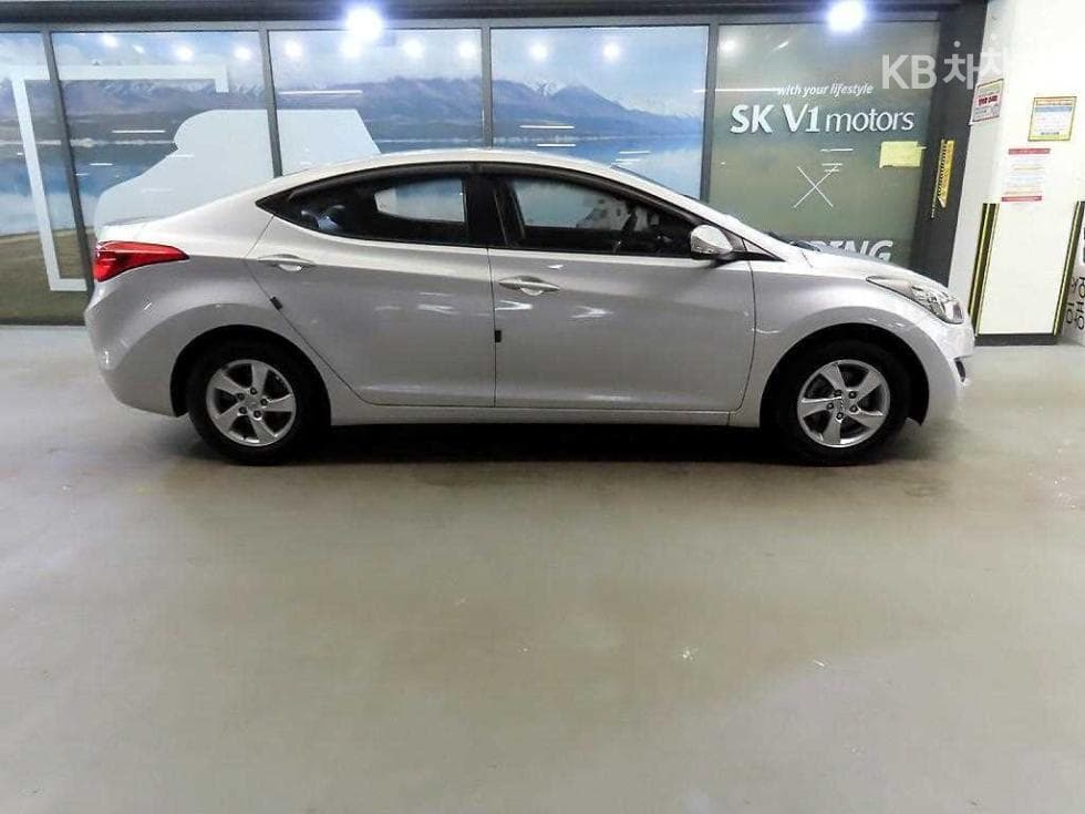 Хюндай Avante (Elantra)MDM16 GDi DELUXE - 3