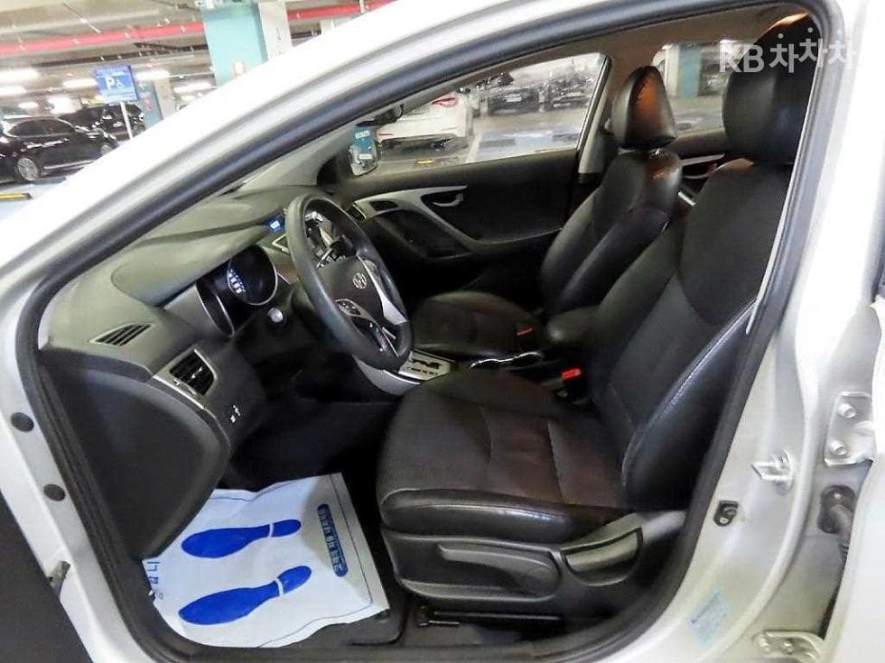 Хюндай Avante (Elantra)MDM16 GDi DELUXE - 6
