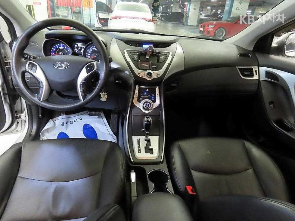 Хюндай Avante (Elantra)MDM16 GDi DELUXE - 10