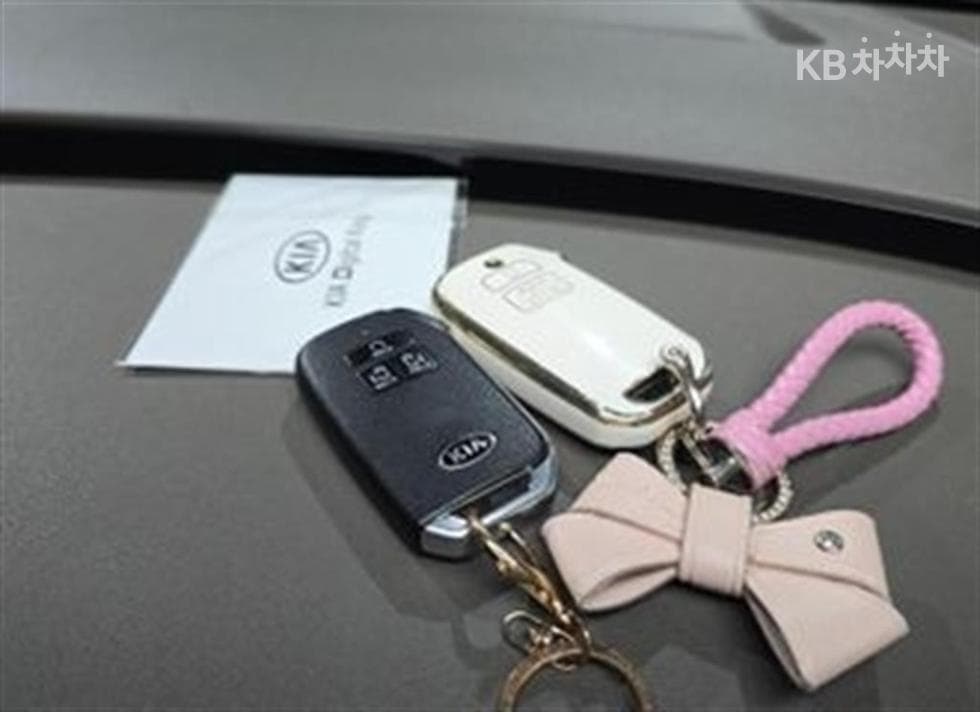 Киа Канивал 4-то поколениеВисок Лимузин (Канивал) G3.5 GDI 7-местен (Лимузин) Signature - 18