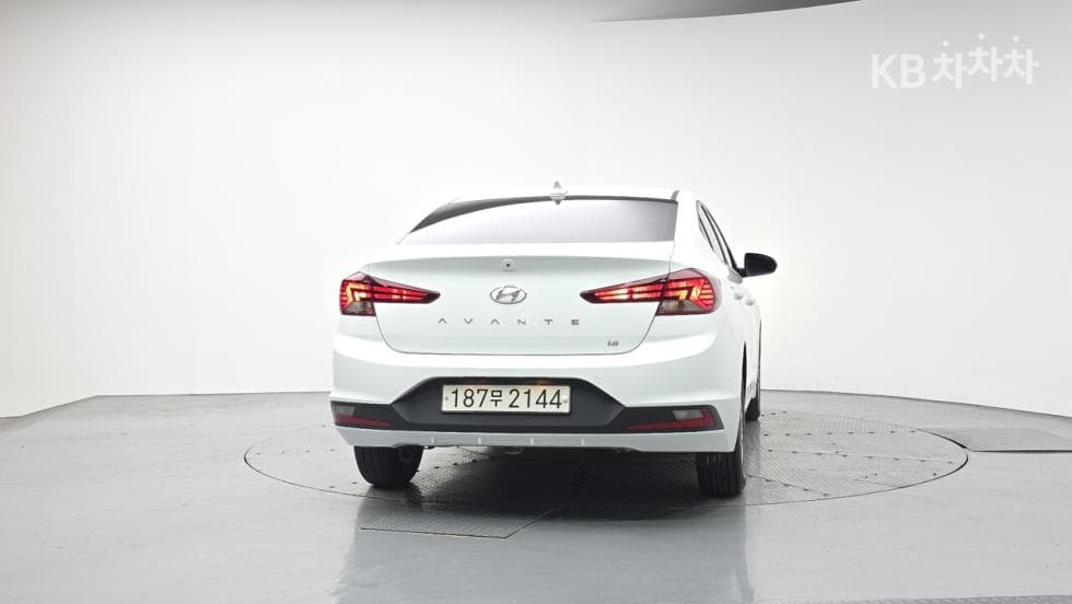 Hyundai The New (facelift) Avante (Elantra) ADSmartstream G1.6 Smart - 4
