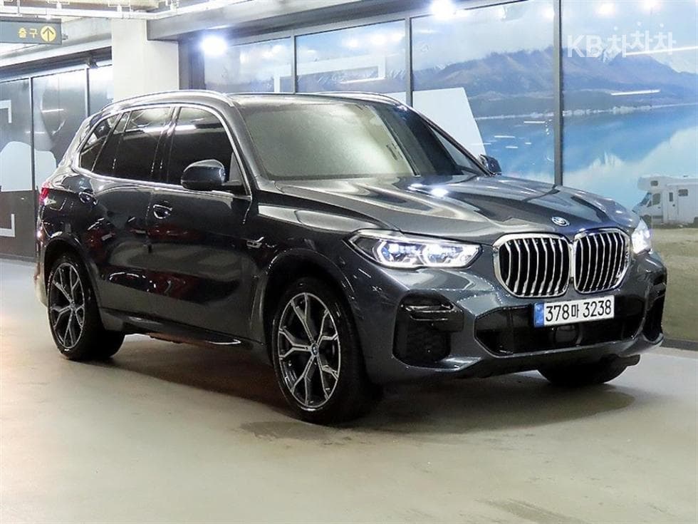BMW X5 (G05) xDrive 45e M Sport - Image 1