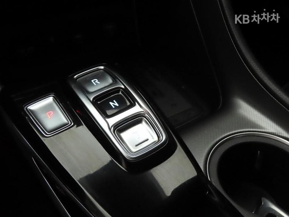 Hyundai Sonata Hybrid (DN8)2.0 Hybrid Premium - 11