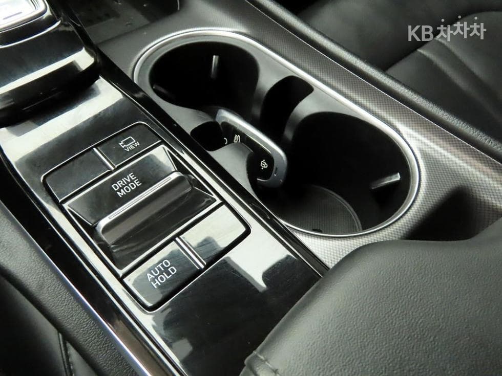 Hyundai Sonata Hybrid (DN8)2.0 Hybrid Premium - 12