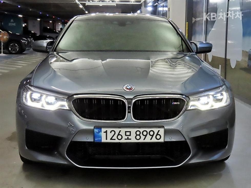 BMW M시리즈M5 Седан F10 - 2