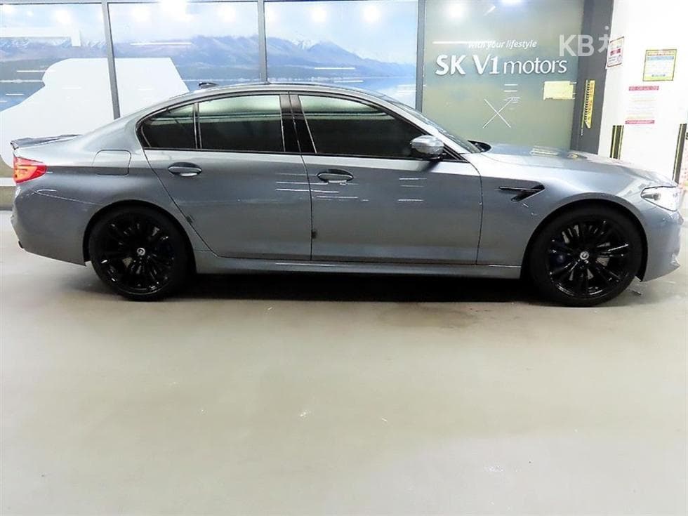 BMW M시리즈M5 Седан F10 - 3