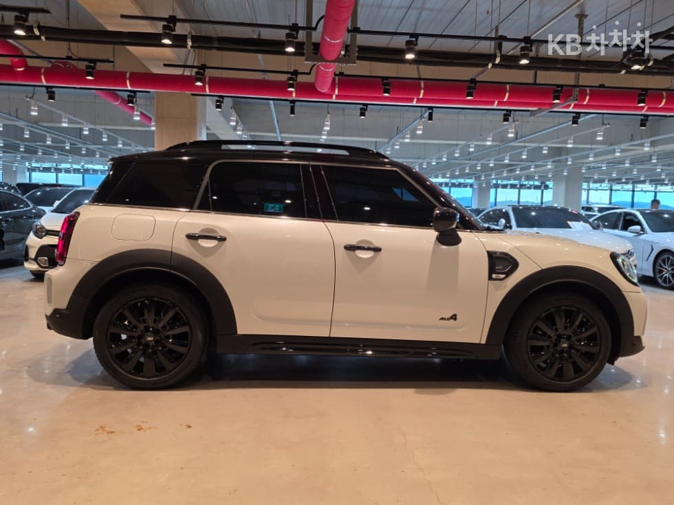 Мини Countryman (F60)2.0 Cooper S All4 하이랜드에디션 - 3