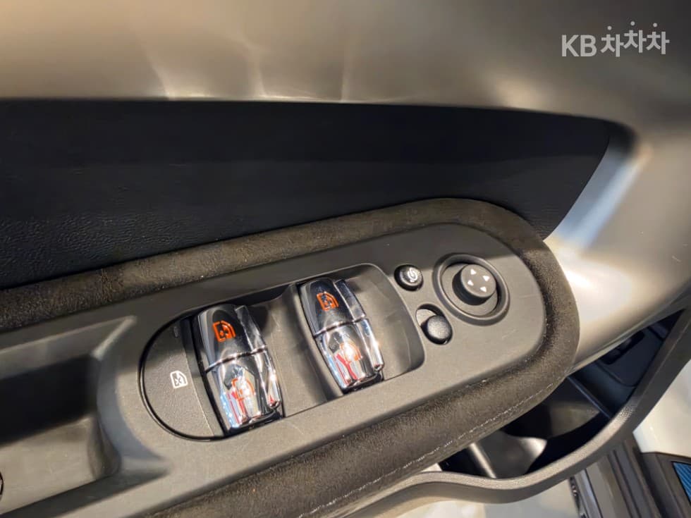 Мини Countryman (F60)2.0 Cooper S All4 하이랜드에디션 - 23