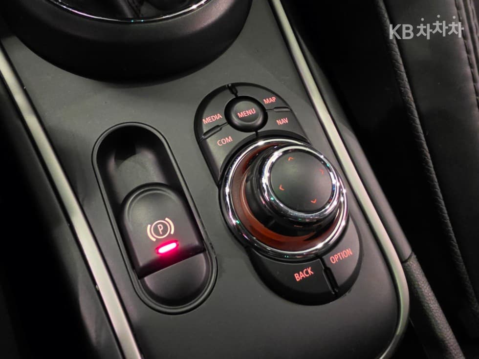 Мини Countryman (F60)2.0 Cooper S All4 하이랜드에디션 - 18