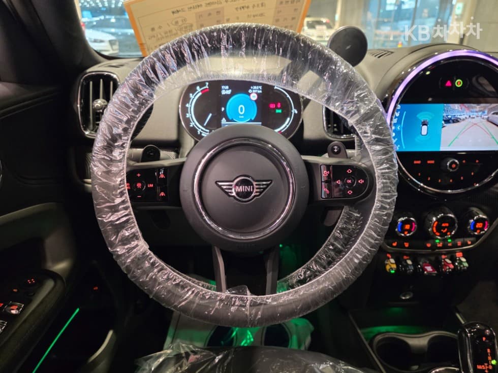 Мини Countryman (F60)2.0 Cooper S All4 하이랜드에디션 - 16