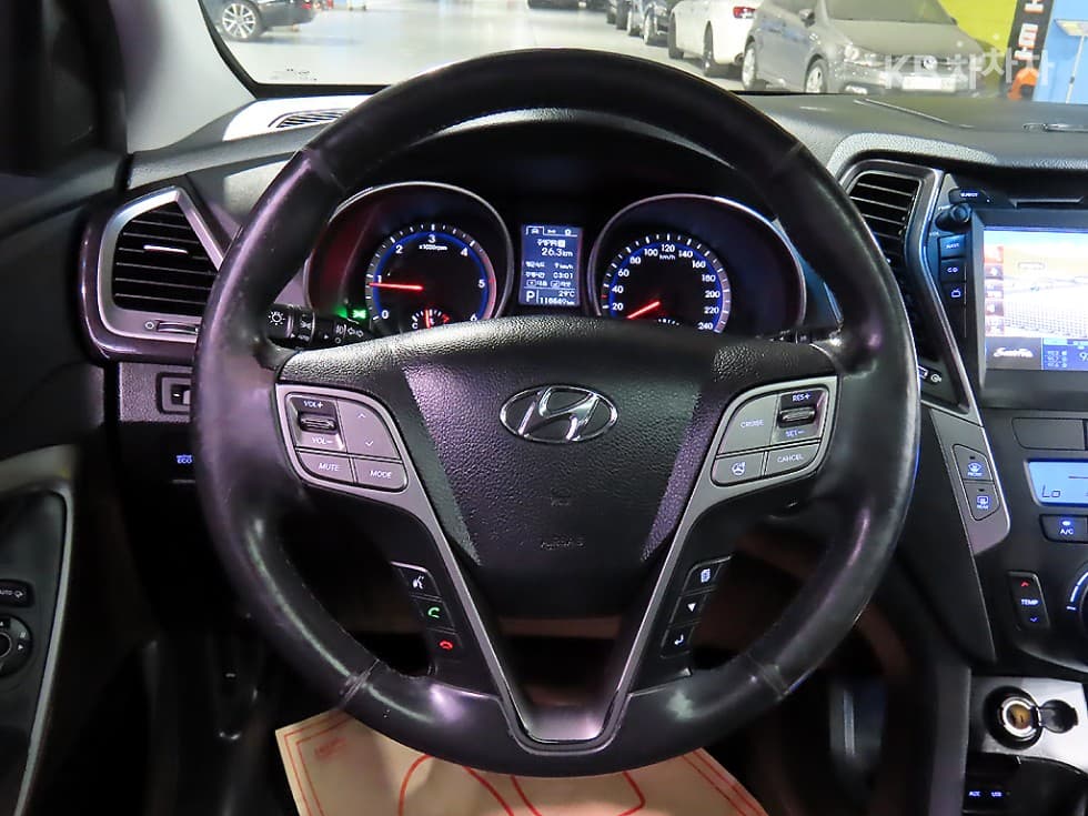 Hyundai Santa Fe DMHyundai R-engine 2.0 diesel 2WD PREMIUM Standard - 10