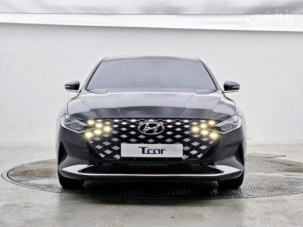 Hyundai The New (facelift) Grandeur (Azera)2.5 Premium 초이스 - 3