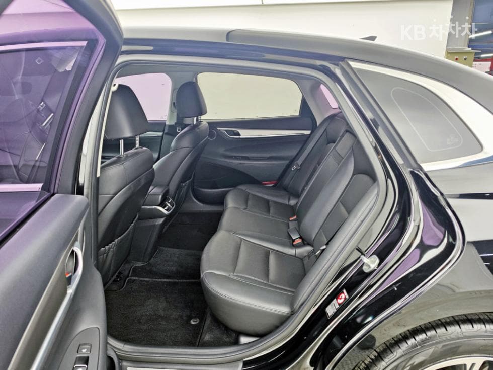 Hyundai The New (facelift) Grandeur (Azera)2.5 Premium 초이스 - 6
