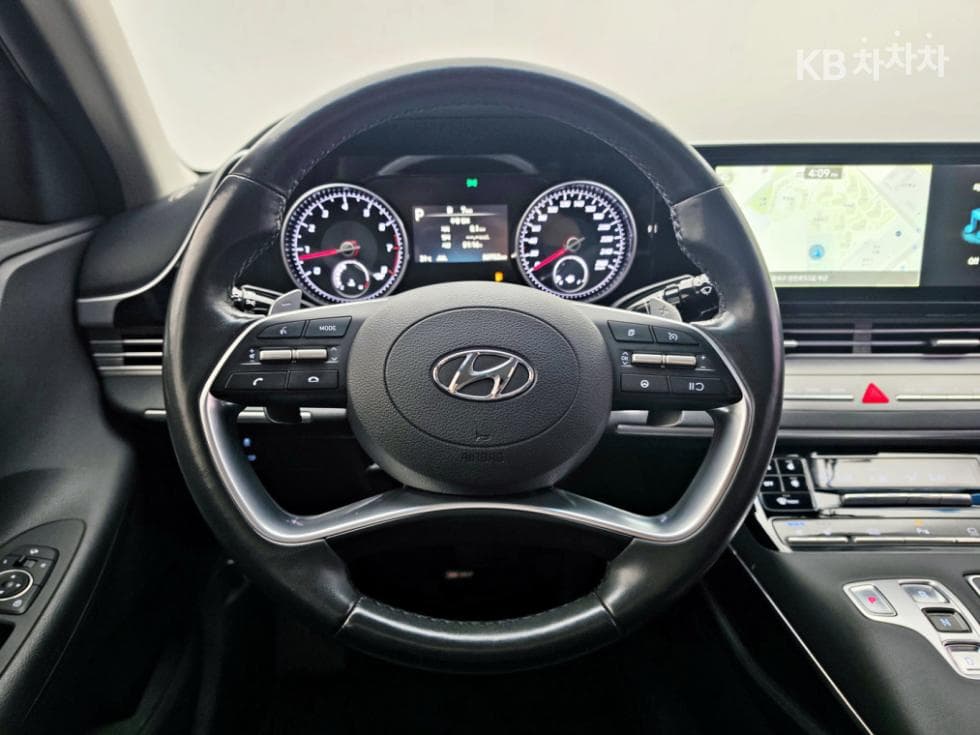 Hyundai The New (facelift) Grandeur (Azera)2.5 Premium 초이스 - 8