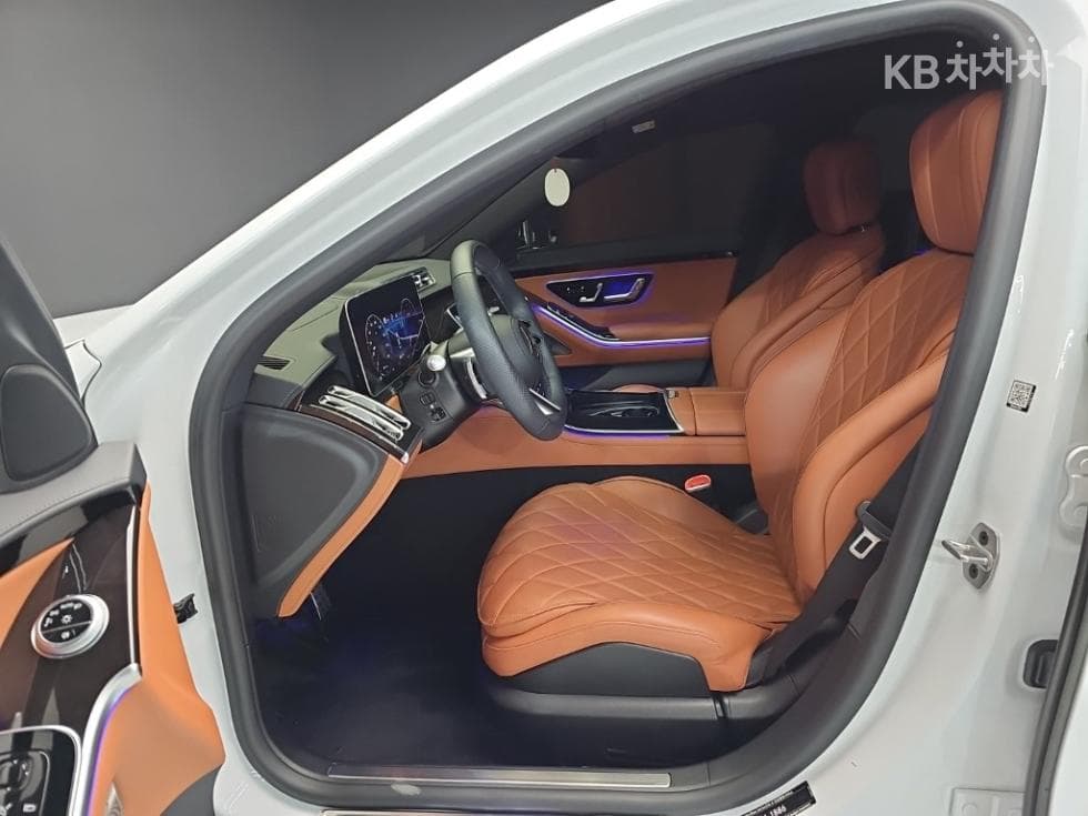 Mercedes-Benz Нов S-КласS500L 4MATIC W222 - 11