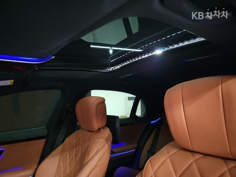 Mercedes-Benz Нов S-КласS500L 4MATIC W222 - 15