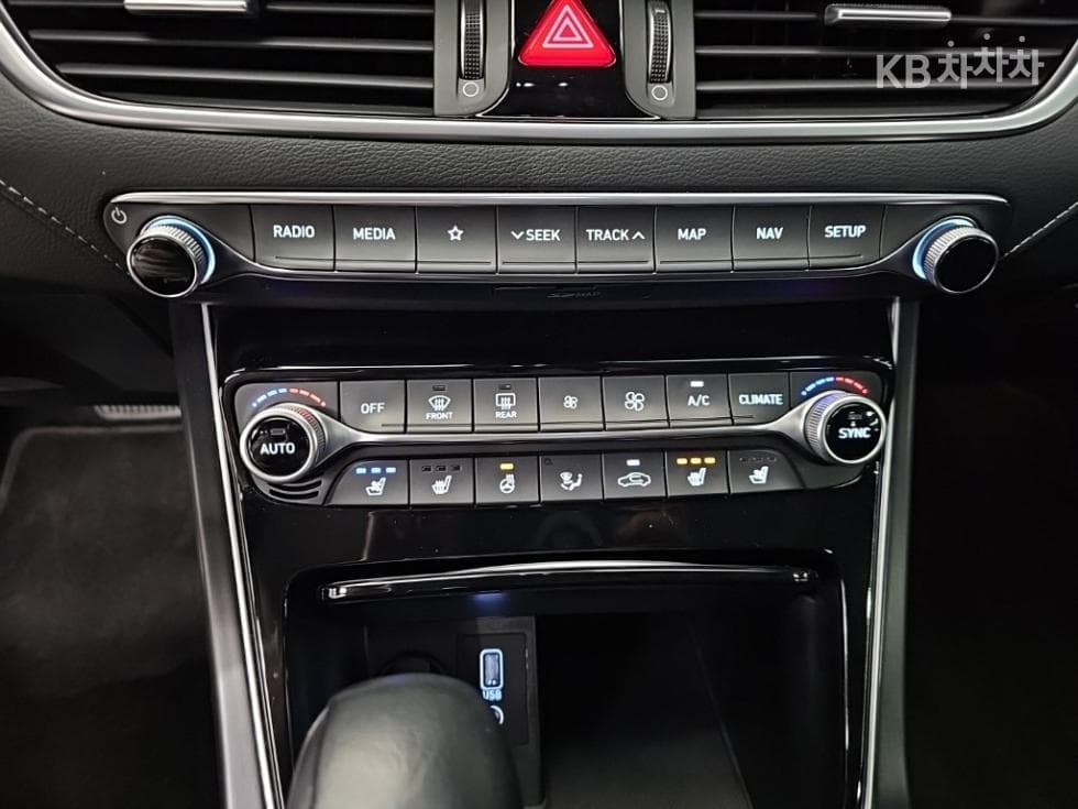 Хюндай Grandeur (Azera)IG2.4 Premium Стандартен - 10