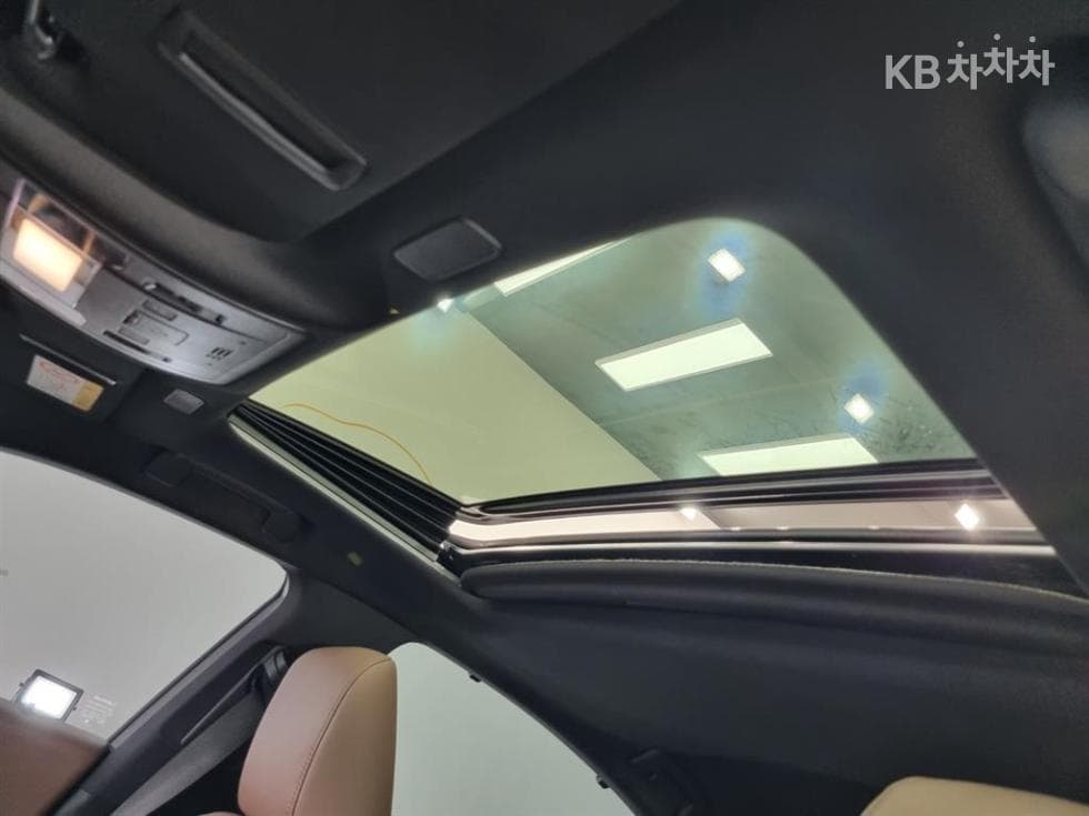 Lexus Нов 제너Рей (ван)션 ES300h Executive - 8