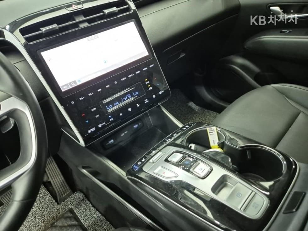 Hyundai The All New Tucson Hybrid(NX (Lexus SUV)4)1.6T HEV Premium - 12