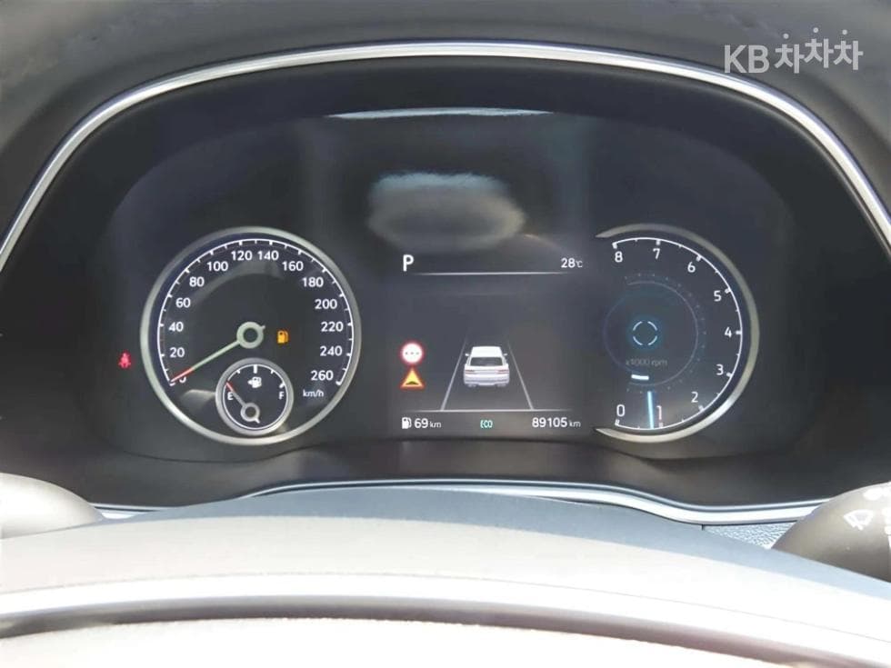 Genesis GV802.5 Turbo Gasoline 2WD - 8